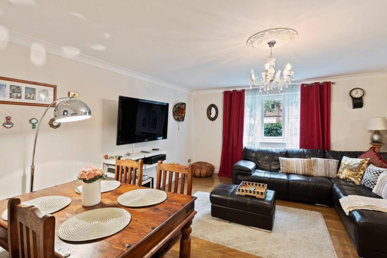 Beautiful And Cosy 2 Bedroom Flat Лондон Екстер'єр фото