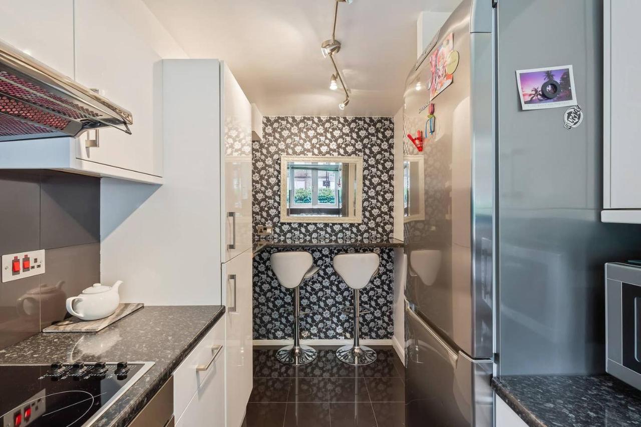 Beautiful And Cosy 2 Bedroom Flat Лондон Екстер'єр фото