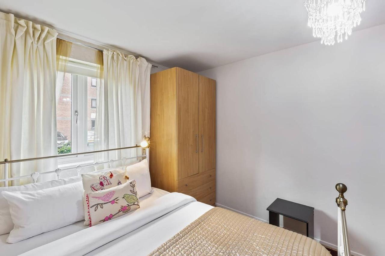 Beautiful And Cosy 2 Bedroom Flat Лондон Екстер'єр фото