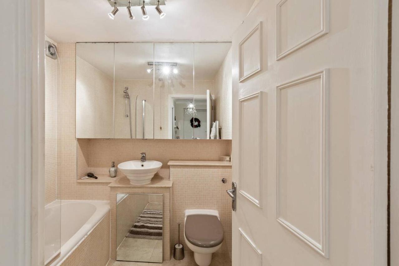 Beautiful And Cosy 2 Bedroom Flat Лондон Екстер'єр фото