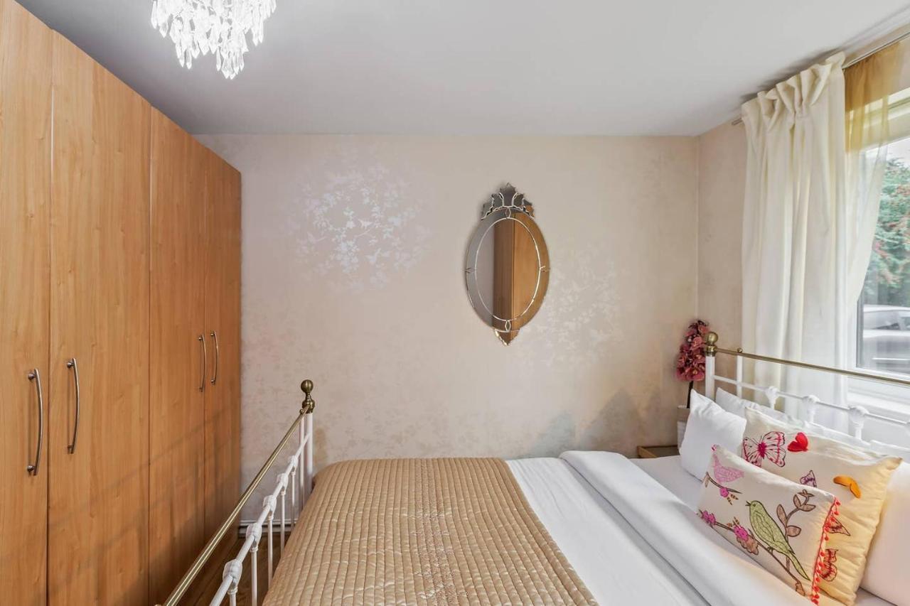 Beautiful And Cosy 2 Bedroom Flat Лондон Екстер'єр фото
